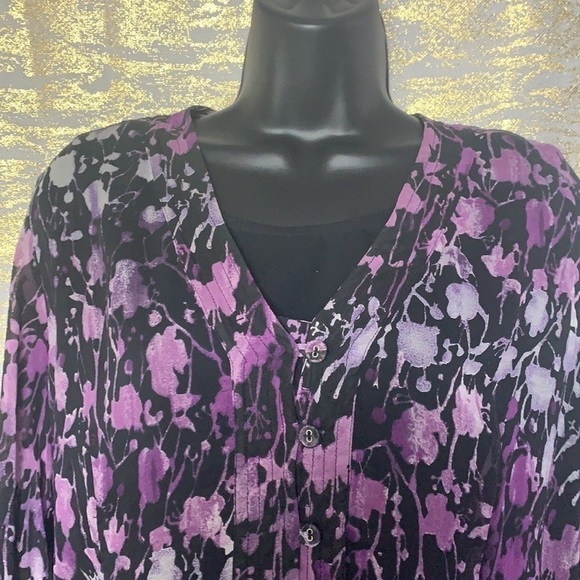 JM collection Petite Black/Purple Floral Print Semi Shear Blouse Size 8P - Picture 3 of 14